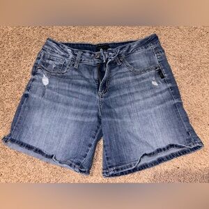 Silver Jeans Light Blue Denim Women’s Shorts